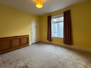 Photo 25- click for photo gallery